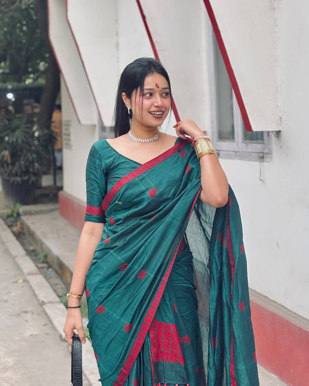 Mekhela Chador